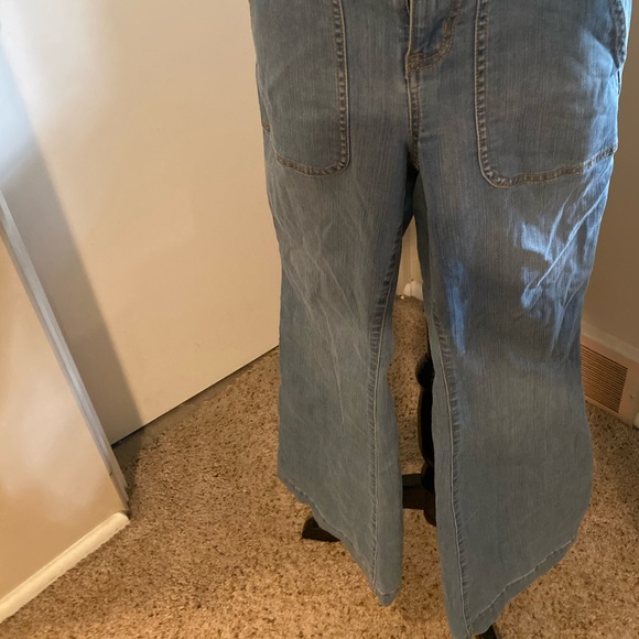 Torrid jeans - Picture 2 of 6